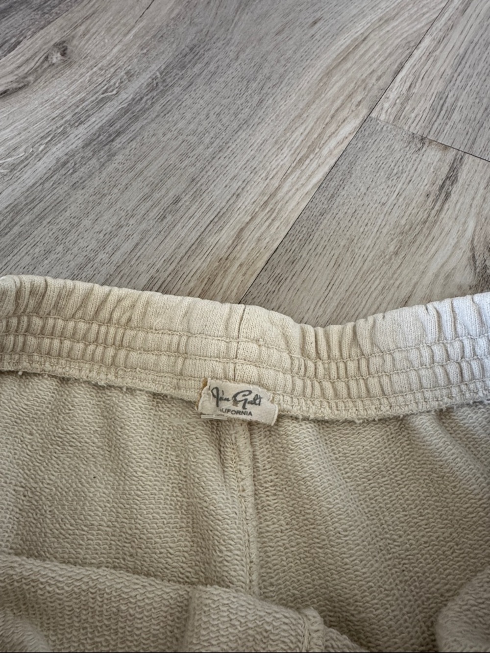 Brandy Melville Cream 'New York' Athletic Shorts - Picture 5 of 6